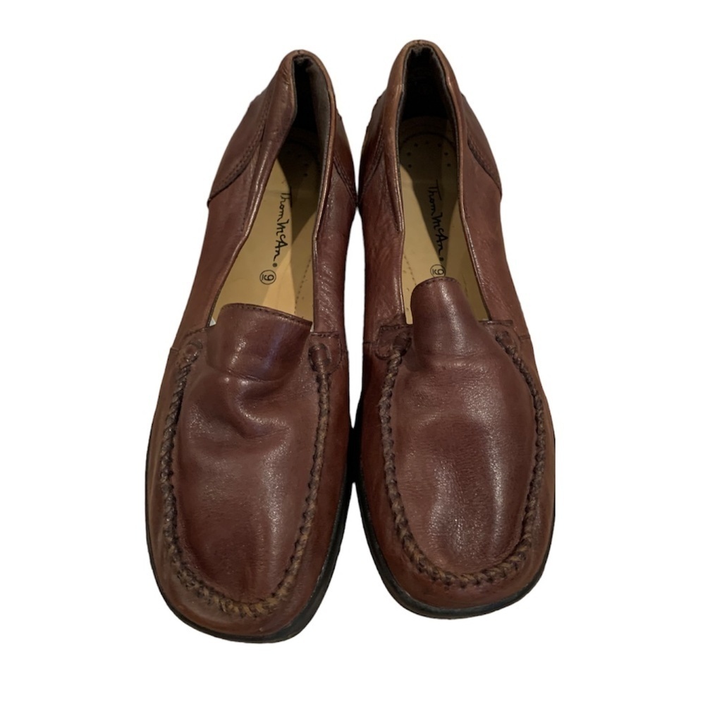 Thom McAn Women's Leather Loafers Brown size 9